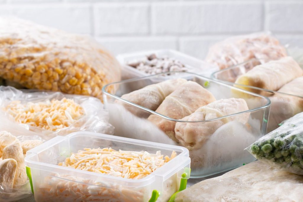 Pengawetan Makanan Rumahan Semakin Diminati Karena Praktis