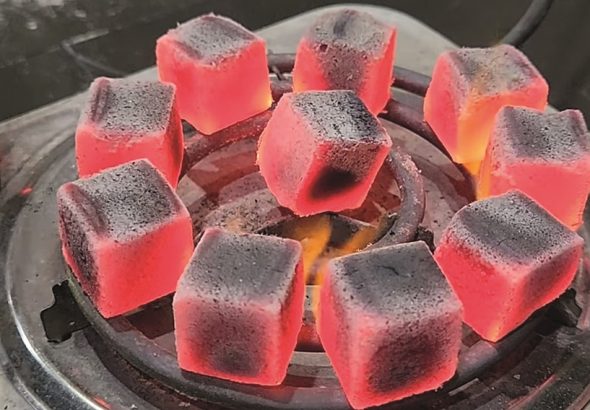 آلة-صنع-فحم-البريكيت-من-جوز-الهند