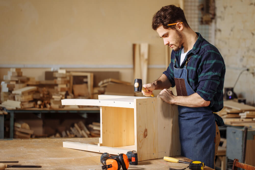 Proses Pembuatan Kerajinan Kayu Berkualitas