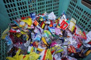 cara membersihkan limbah plastik bersih